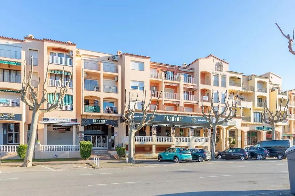 Comte D'Ampuries-3 Swimming-Pools-Gardens, Beach, Wifi Empuriabrava 0*,  Spain